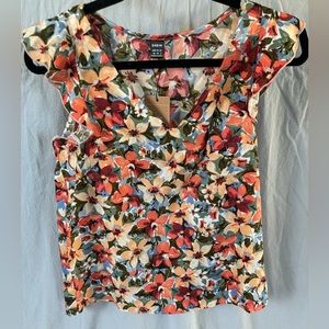 NWT Floral Blouse (XS)